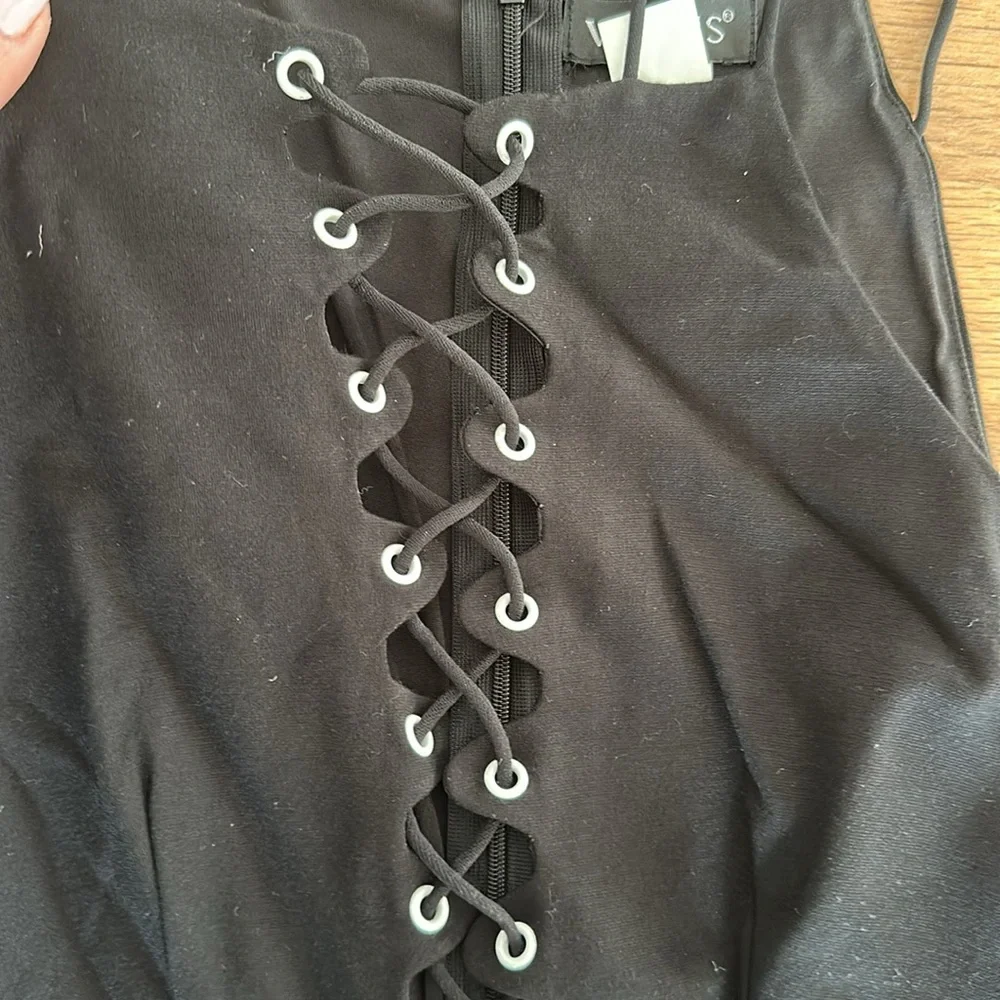 Dress - Picture 2 of 4